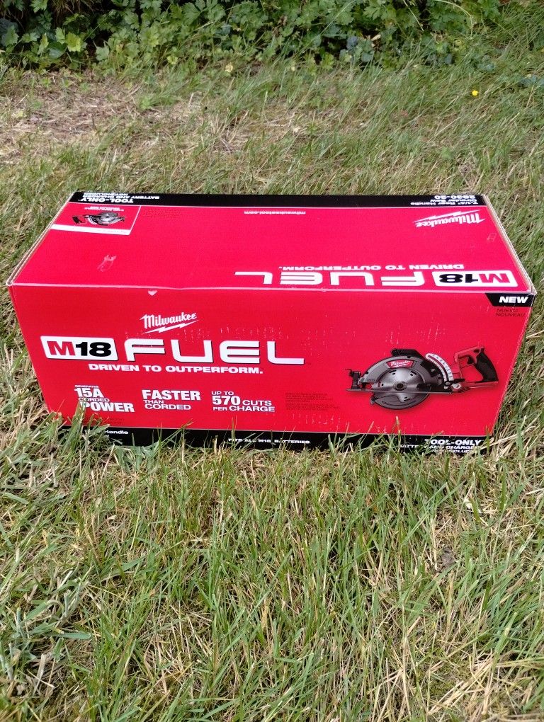NEW Fuel 2830-20 Rear Handle circular Saw /Tool Only