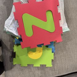 Foam puzzle pieces