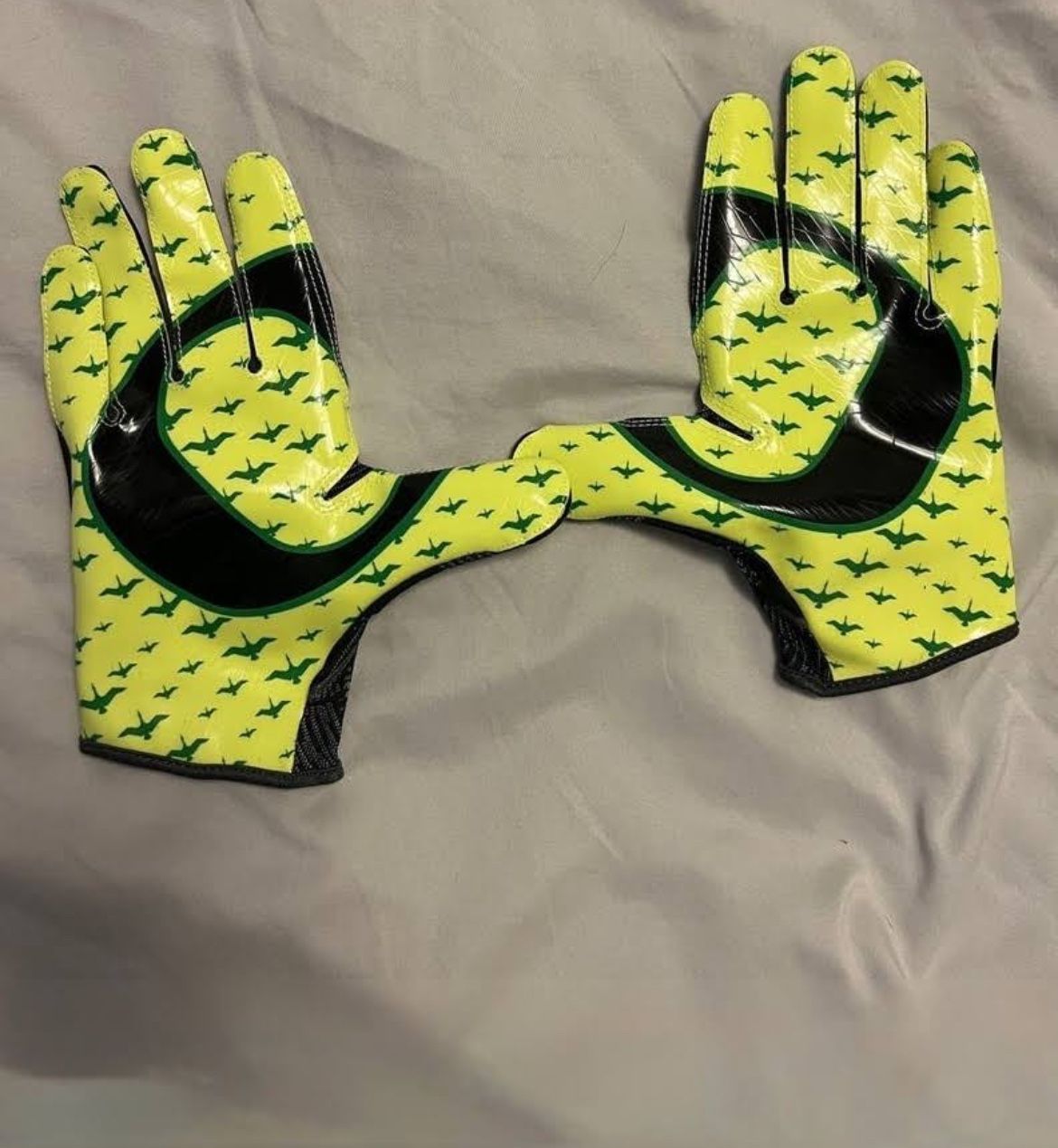 Football Gloves for Sale in Miami, FL OfferUp