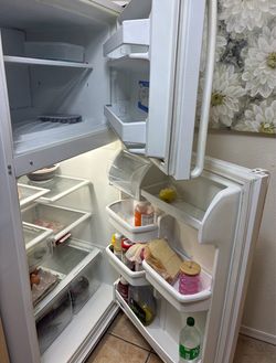 65”30”33” Whirlpool Refrigerator