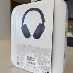 Sony WH-1000XM5 Noise Cancelling Headphones (Midnight Blue)