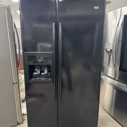 WHIRLPOOL REFRIGERATOR 