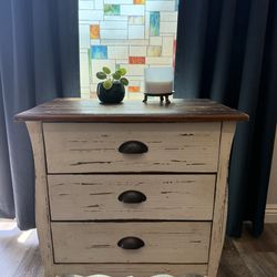 Distressed Farmhouse Nightstand / Accent Table (3 Drawers)