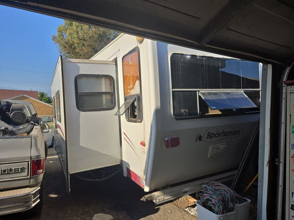 2003 Sportsman 5th Wheel Rv