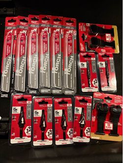 Milwaukee Assorted Blades & Drill Bits