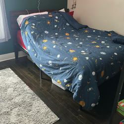 Queen Size Bed Set 