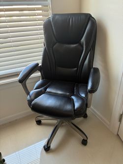 Black Leather Office Chair