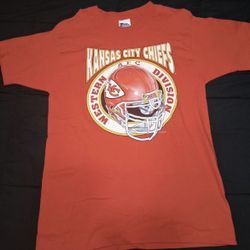 Vintage Graphic 90's Pro Player NFL Kansas City Chiefs Football Team AFC Tee M