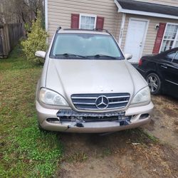 2002 Mercedes Benz Ml500 (Needs Transmission)