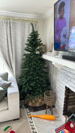 Pre Lite Christmas Tree