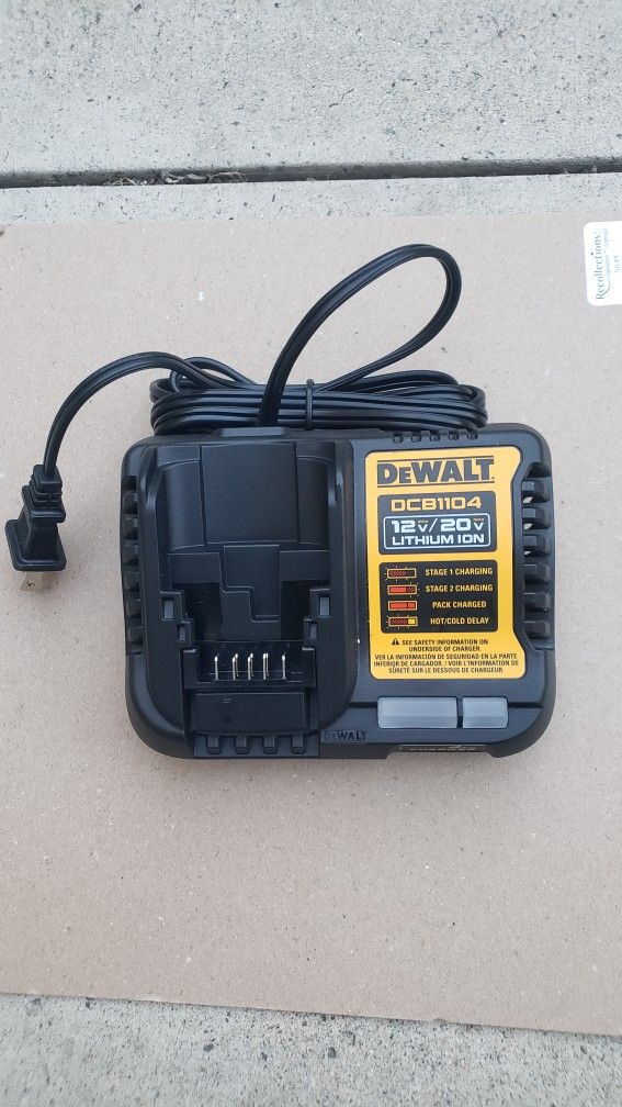 Charger Dewalt 20.v