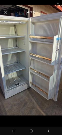 Admiral Upright Freezer