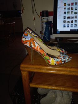 Womans Nine West Heels