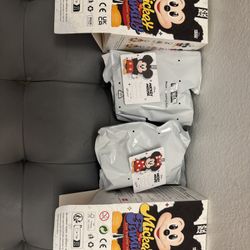 Pop mart Mickey family Mickey and Minnie