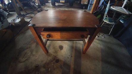 Desk/foyer table