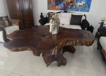 Real wooden centerpiece table