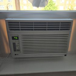 LG Small Window Air Conditioner 6,000 btu