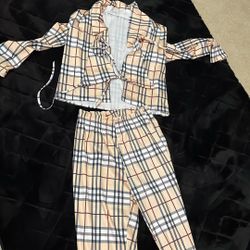 Burberry Outfit 