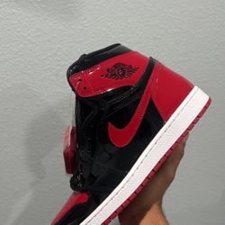 Jordan 1 High patent bred