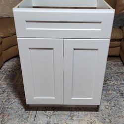 LaRoyal 24" x 21" x 34 1/2" White Shaker vanity only (built)