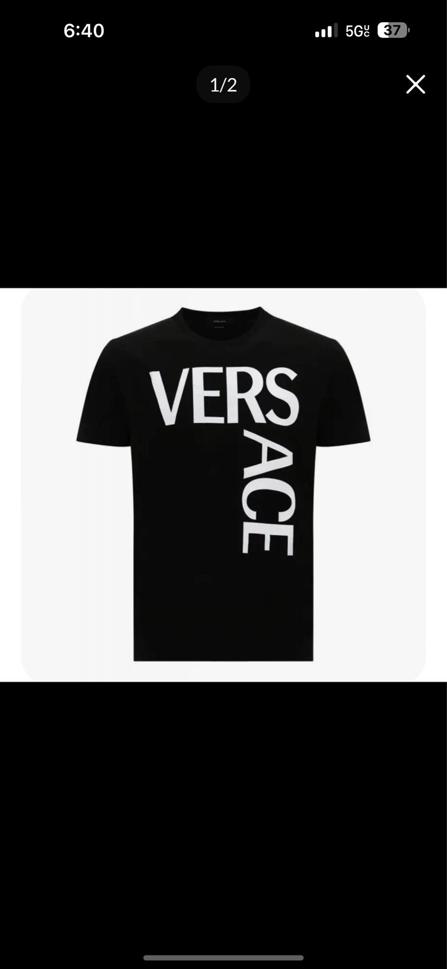 New Versace XLarge Tshirt $495 selling $250 Cash only