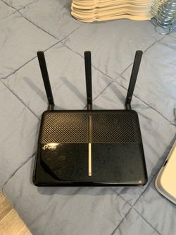 TP-Link router and extender