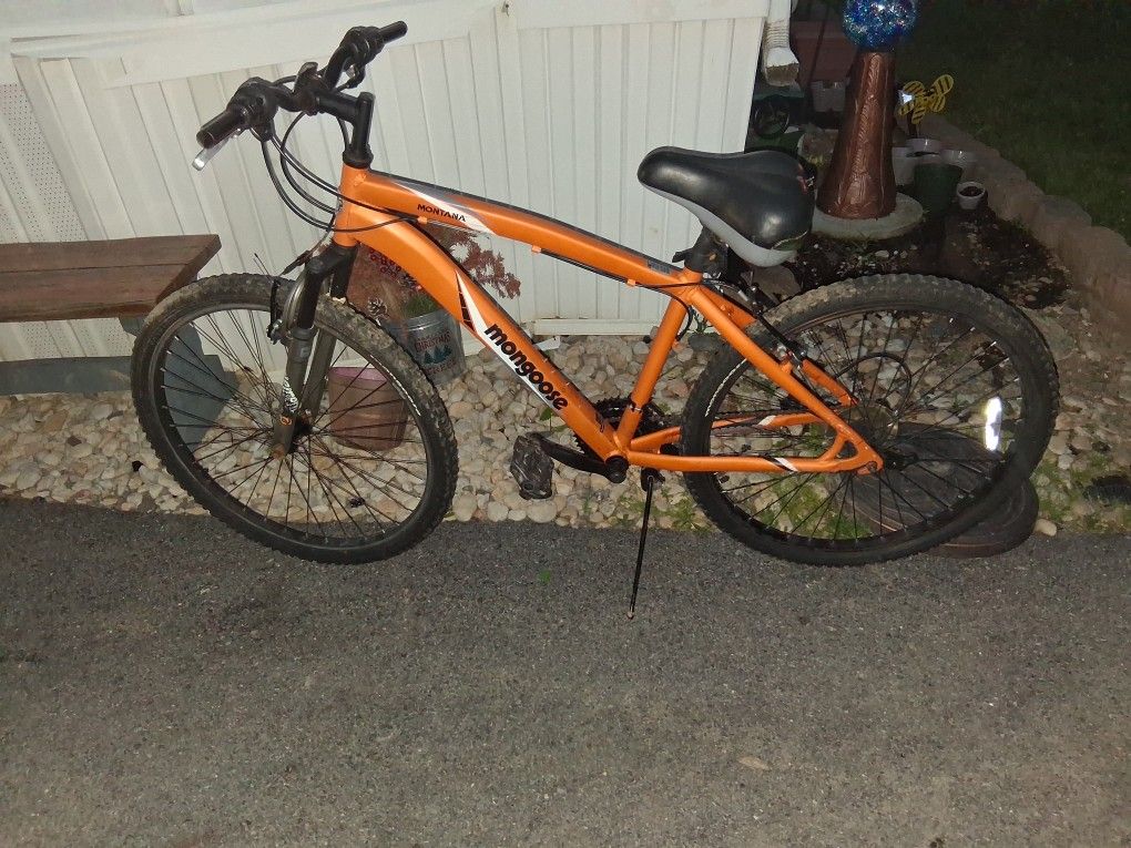 26" mongoose montana orange mountain bike