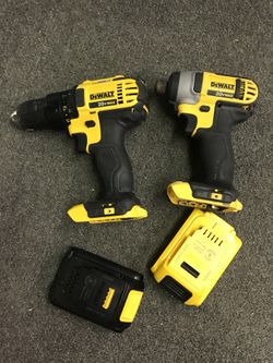 Dewalt Drill Set With Battery And Charger