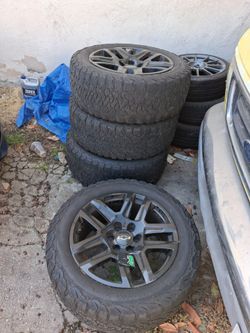 20inch  GM chevy silverado trail boss  wheels
