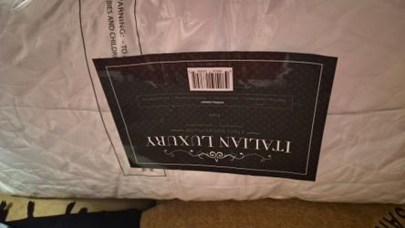 Italian Luxury 2-Pack Quilted King Pillows