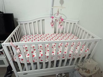 Baby crib