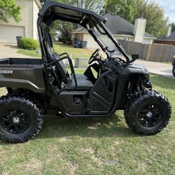 Honda Pioneer 520