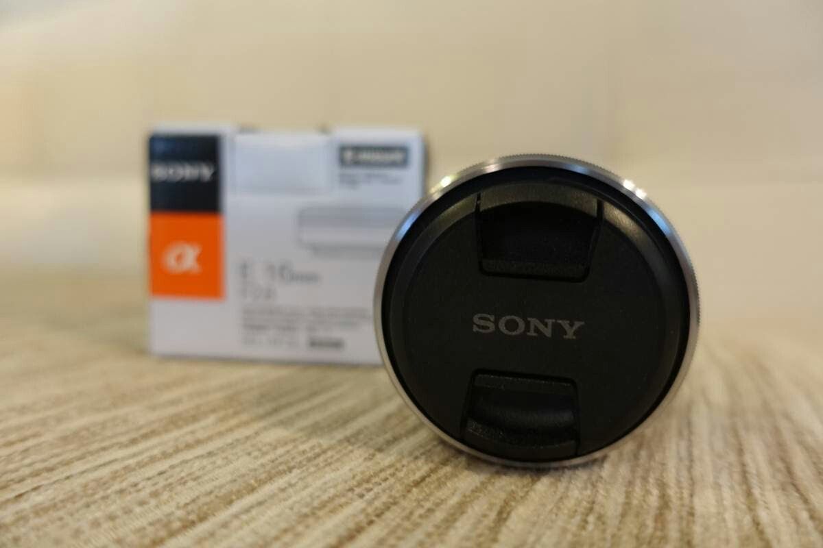 Sony Lens E mount. E16MM / F2.8