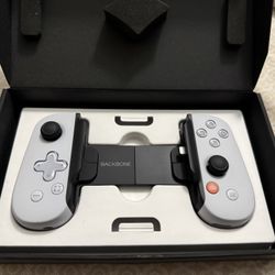 Backbone One - Mobile Gaming Controller For iPhone 14 Or Older (Lightning)