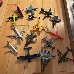 Lots Of Planes And Etc 