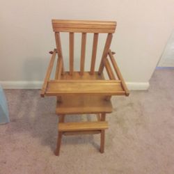 Toy Antique baby doll high chair!