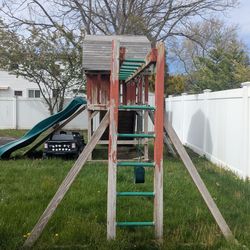 Lawn games / playground pick up only