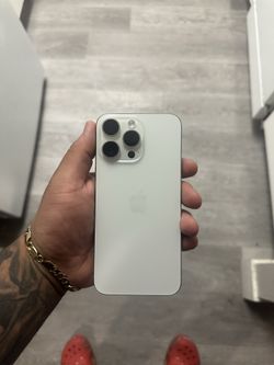 iPhone 15 Pro Max [256 GB] Unlocked