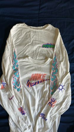 2 Teen Men Shirts Size S Small White Blue Orange Purple Nike 