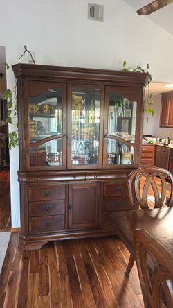 Clean almost new China Cabinet