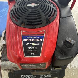 Troy Bilt 2700 Psi Pressure Washer.