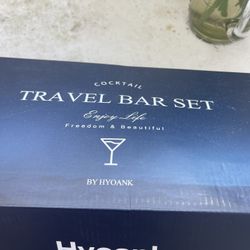 Hyoank Cocktail Travel Bar Set