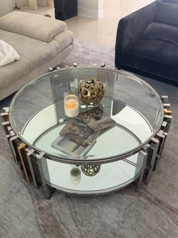 Italian contemporary round coffee table