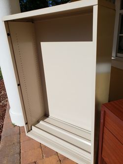 Steel shelf for office
