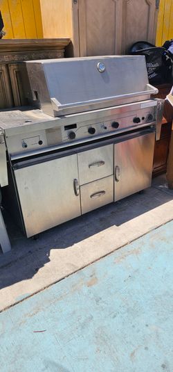 Pro barbecue Member's Mark 6-Burner Outdoor Kitchen