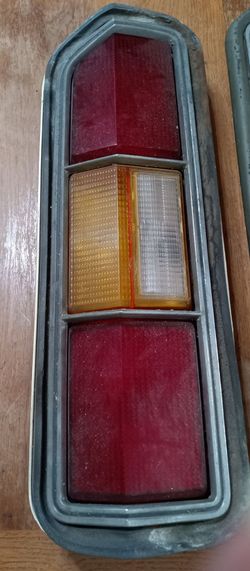 1(contact info removed) Mustang/ Mustang II tailight