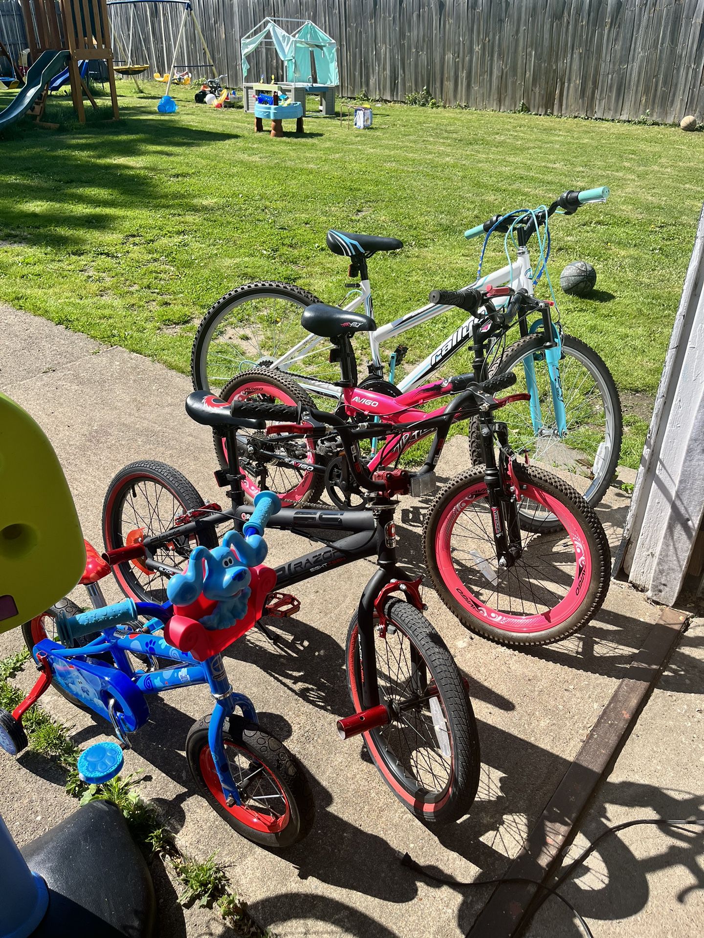 4 Bikes, 3 Used/Great Condition , Blues Clues Bike Excellent Condition 