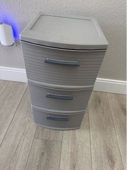 Plastic organizer