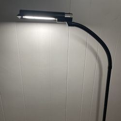 OttLite floor lamp craft Lighting - Black, Flexible Neck - Read Description