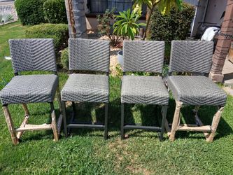4 pcs new barstool chairs